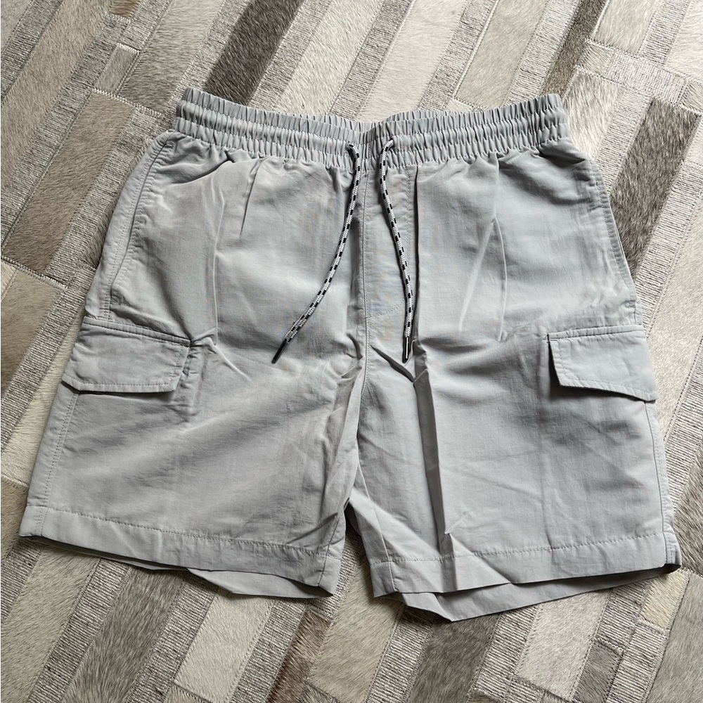Original Use brand cargo shorts
